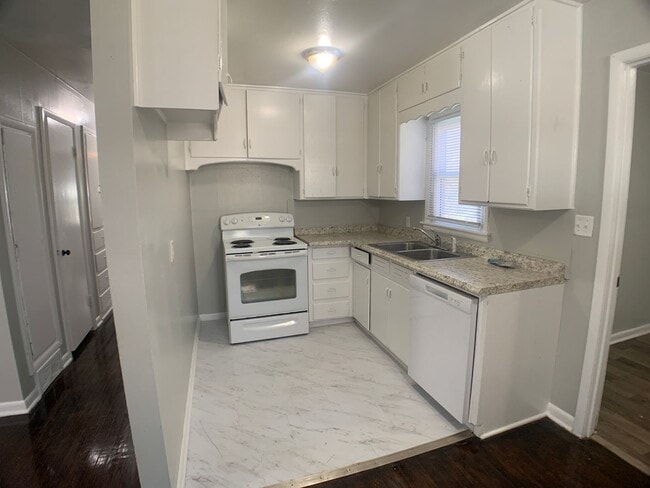 Photo - Three Bed NE OKC
