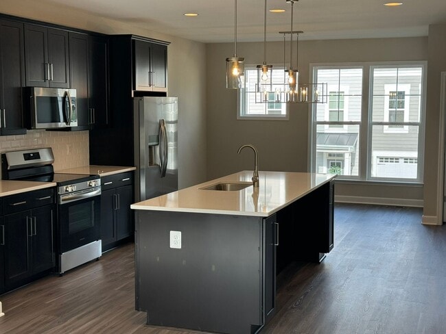 Photo - Townhouse for Rent in Preston Lake