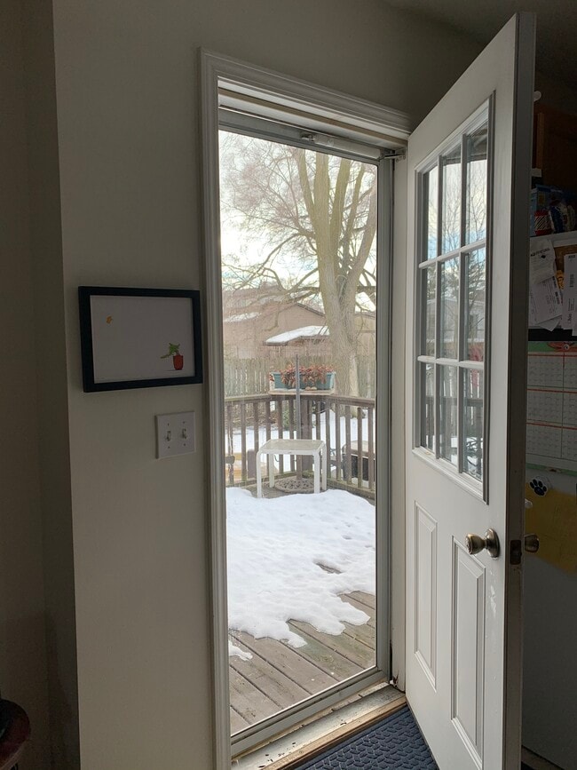 Door to patio - 108 Heidi Ct