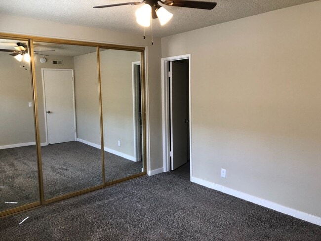 Photo - Airy 2 Bedroom 2 Bath with Front Patio
