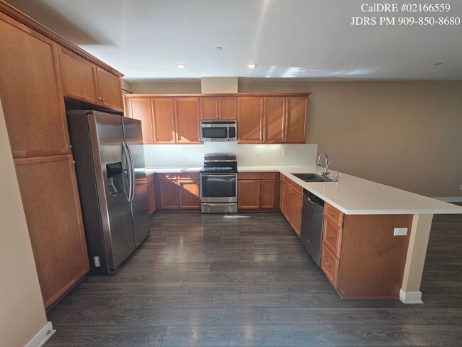 Photo - Bellflower 3 Bedroom Townhouse