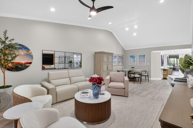 Photo - 7455 Glendevon Ln Unit 206