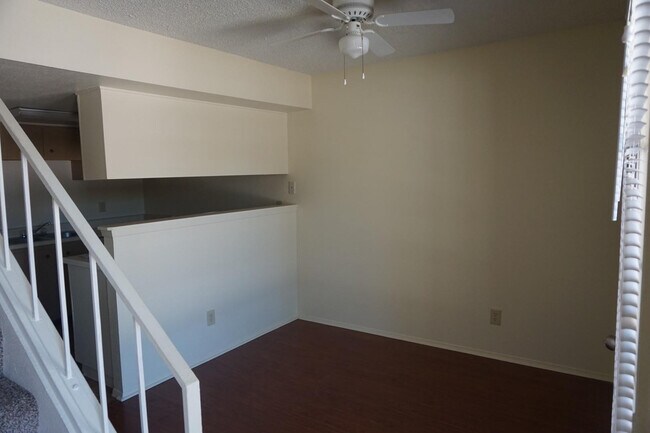 Photo - 3511 E Baseline Rd Unidad 1228