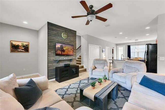 Photo - 7254 Duxbury Ln