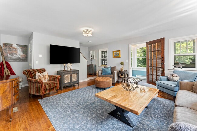 Photo - 14 Mc Donald St