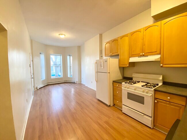 Photo - 96 Hammond St
