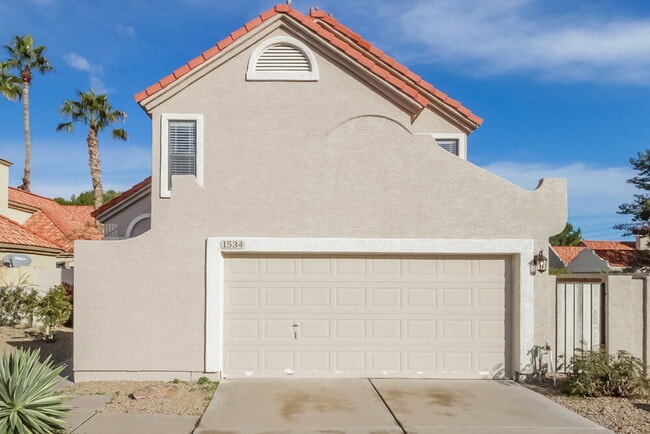 Building Photo - 1534 E Campbell Ave