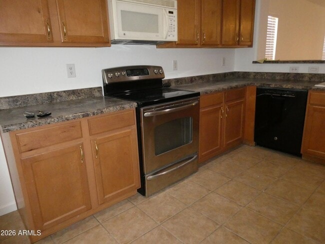 Photo - 11547 W Schleifer Dr
