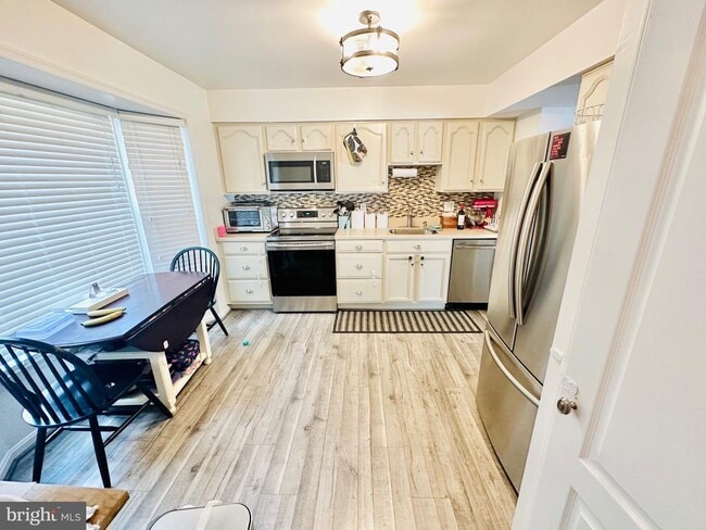 Photo - 12010 Glen Alden Rd