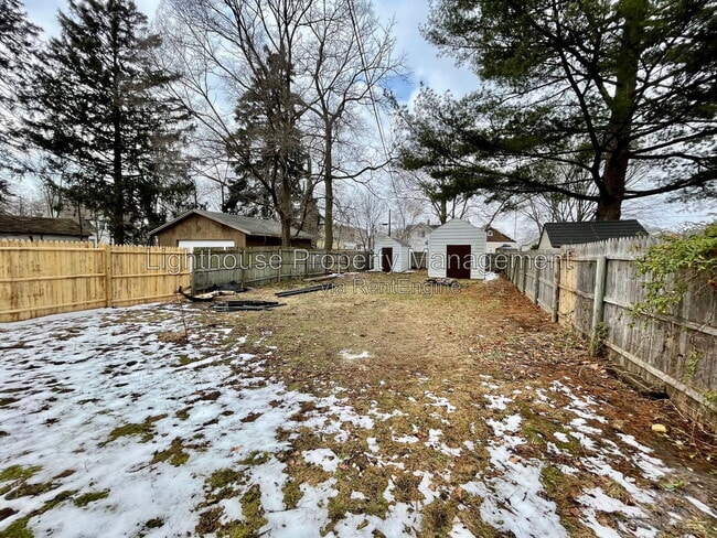 Photo - 836 W Grand Ave Unit 836