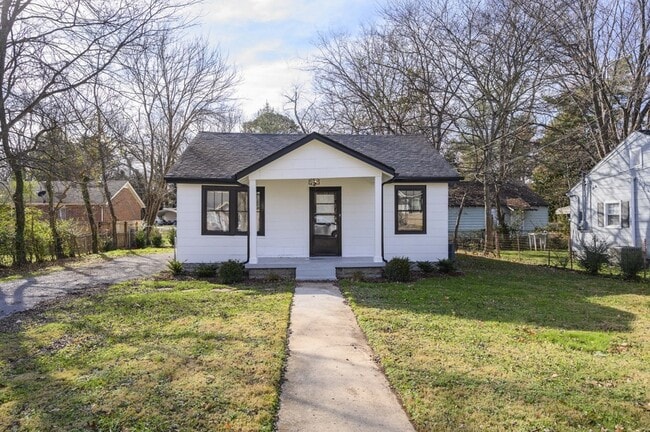 Building Photo - 709 East St