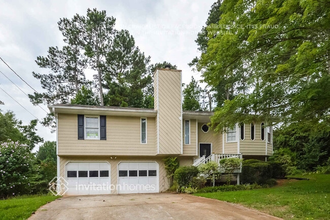 Photo - 775 Bridgewater Way SE