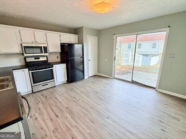 Photo - 420 Bainbridge Dr