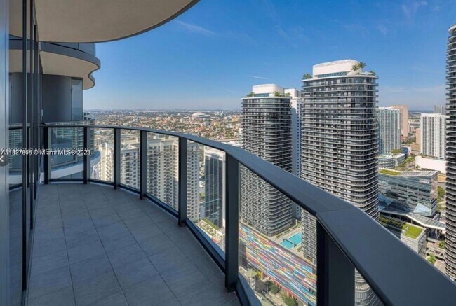 Photo - 1000 Brickell Plaza Unit 4715