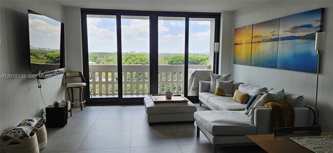 90 Edgewater Dr Unit 1219