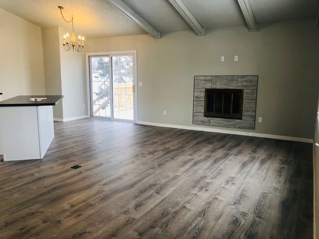 Photo - 3 Bedroom House!