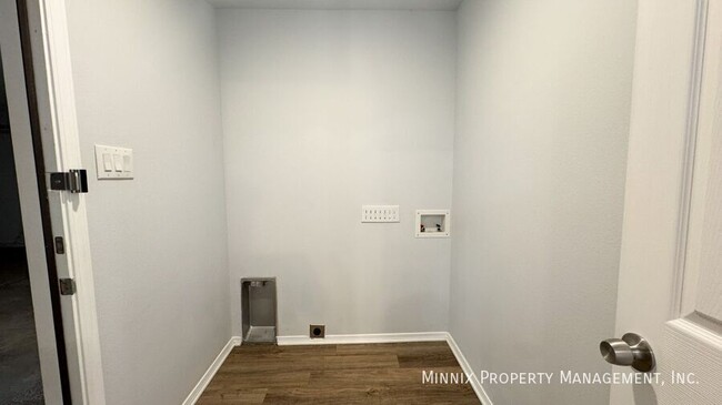 Photo - 8415 10th Pl