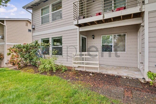 Photo - 15060 NW Central Dr