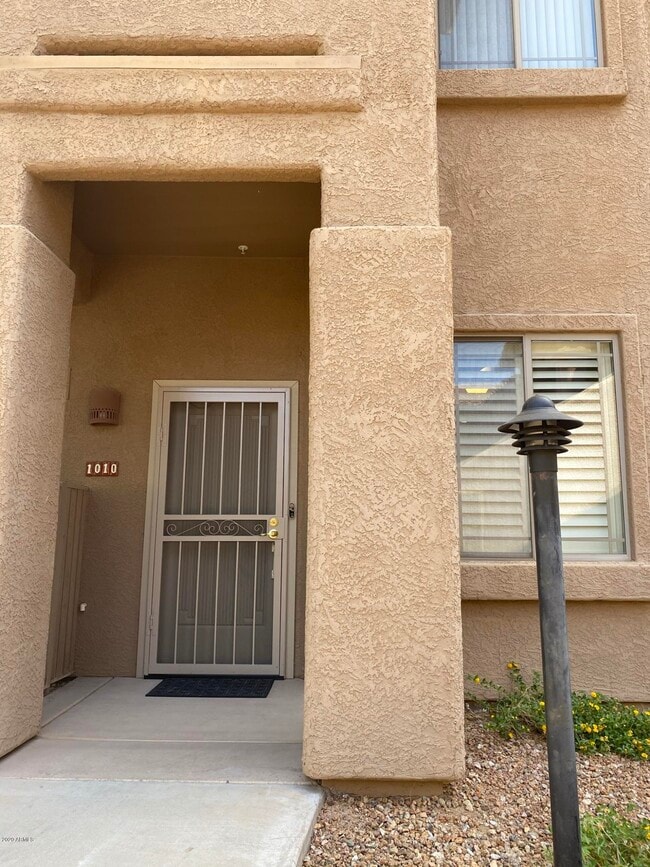11500 E Cochise Dr