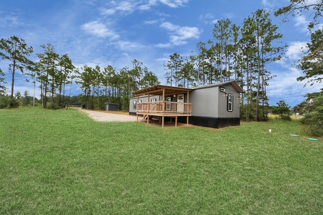 Photo - 1556 Brown Rd