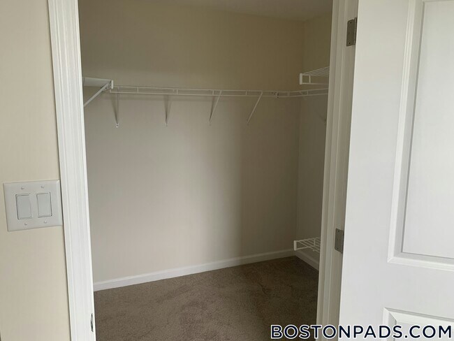 Photo - 154 Thornton St