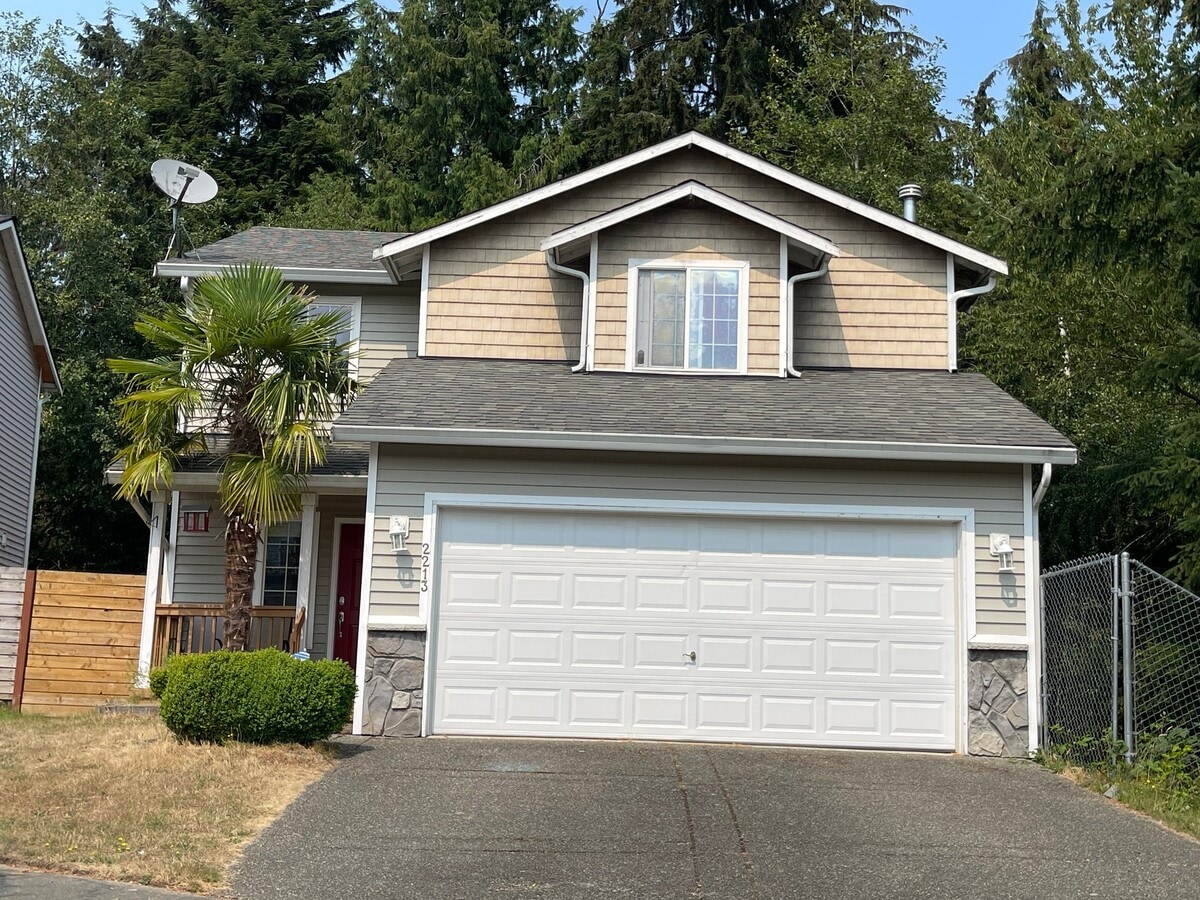 Photo - 2213 188th Pl SW