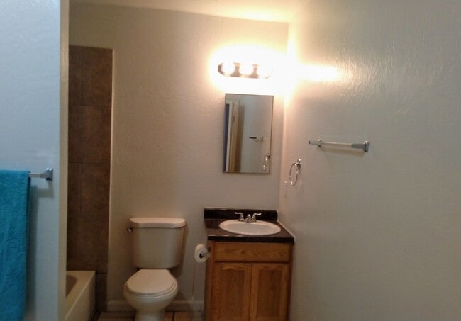 Photo - Adams Street Unit 3