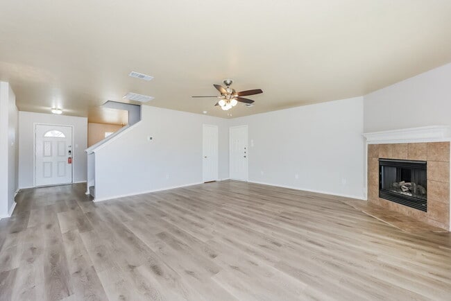 Photo - 7447 Pineberry Rd