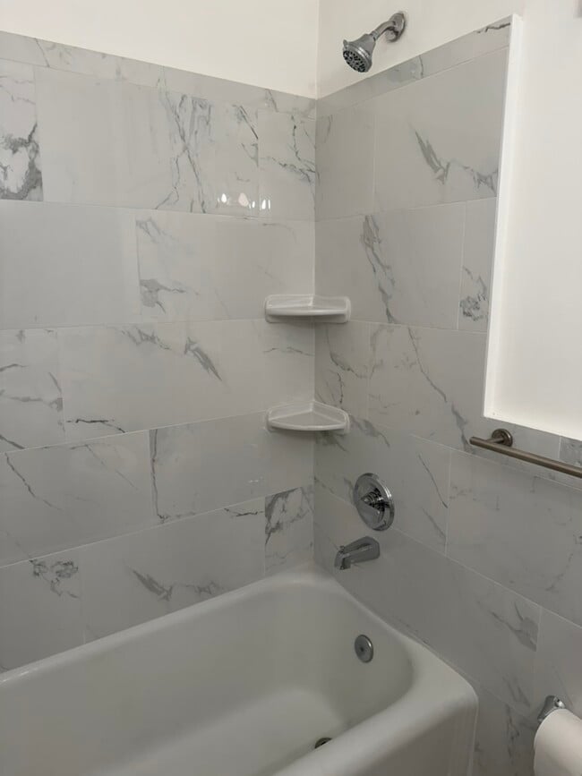 Bathroom - 204 21st St NE Unit 1
