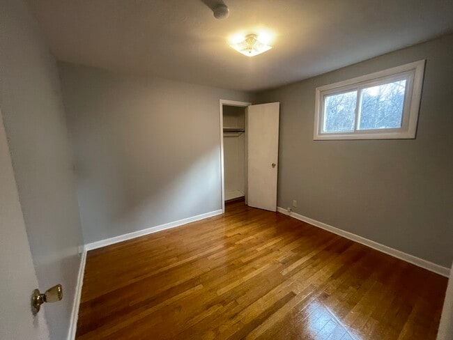 Photo - Genesee Park Dr 123/125 Unidad 125