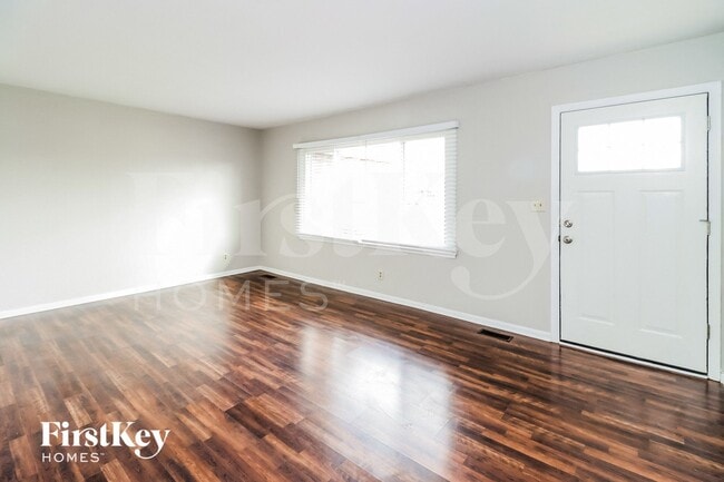 Photo - 515 Brelsford Ave