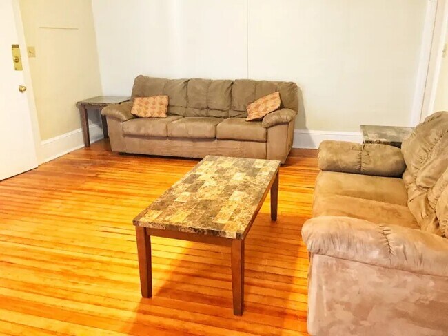 Photo - 115 Stewart Ave Unidad 1