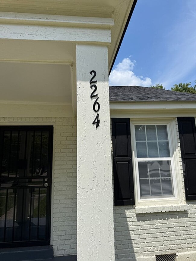 Photo - Half off full months rent !!! Welcome to o...