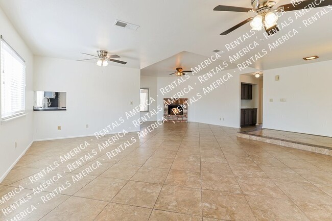 Photo - 12 N Galaxy Dr