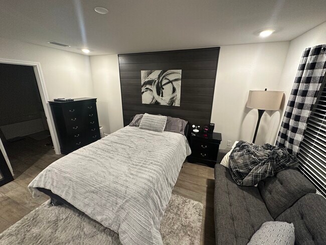 Photo - 20905 Petal Dr