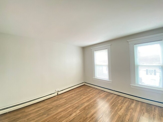 Photo - 43 Ashland St Unit 2