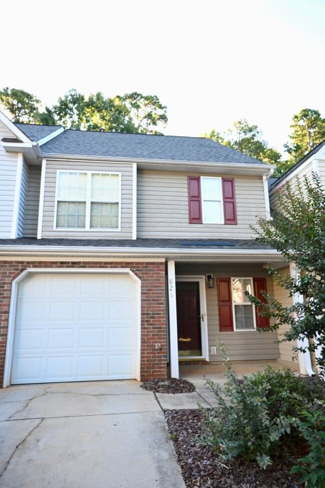Building Photo - Townhouse / Stoney Creek