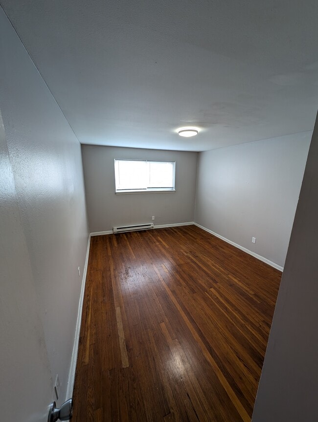 Photo - Chase Manor Apartments Unit 111