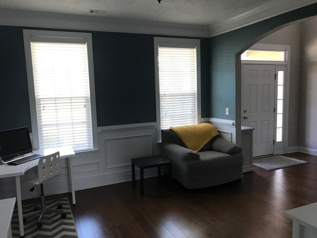 Photo - 505 Bunchgrass St