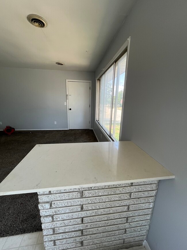 Photo - 3703 Parkway Blvd