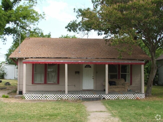 Building Photo - 304 E Milam St Rental