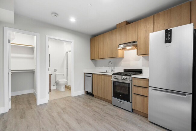 Photo - 1825 S Orange Dr