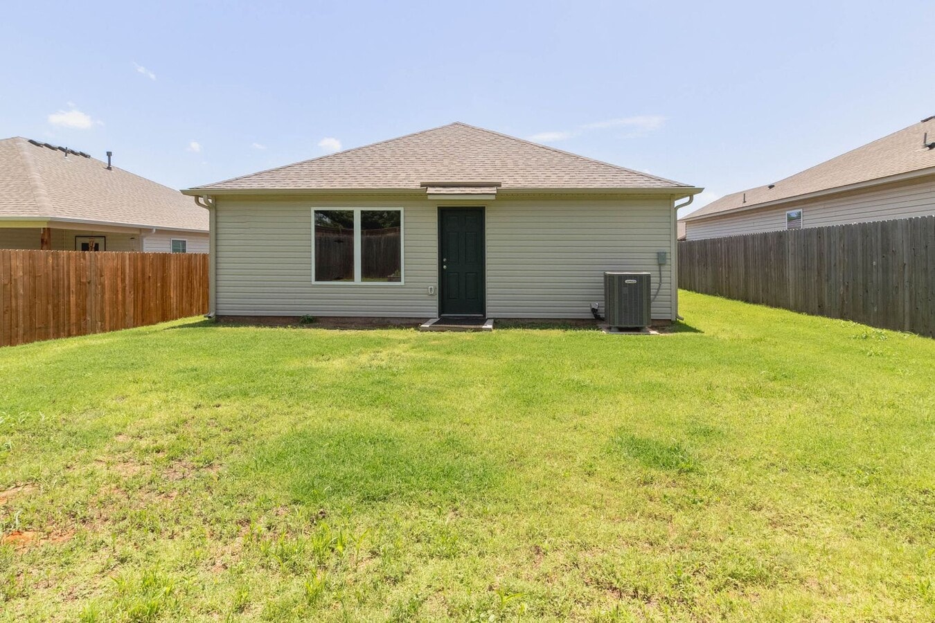 Photo - Discover Your Perfect Oasis: Tour Now! 3-Bedroom, 2-Bathroom Haven Blending Modern Luxury with Co...
