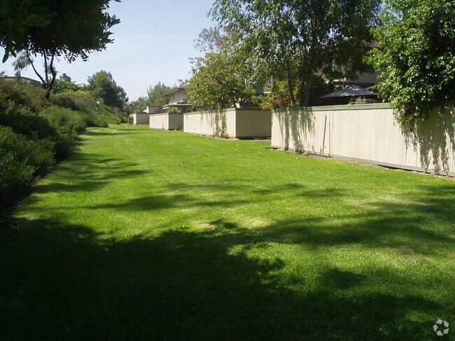 Building Photo - 10157 Caminito Jovial Unit JOSEPH Rental