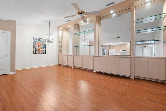 Photo - 9502 Chapman Oak Ct