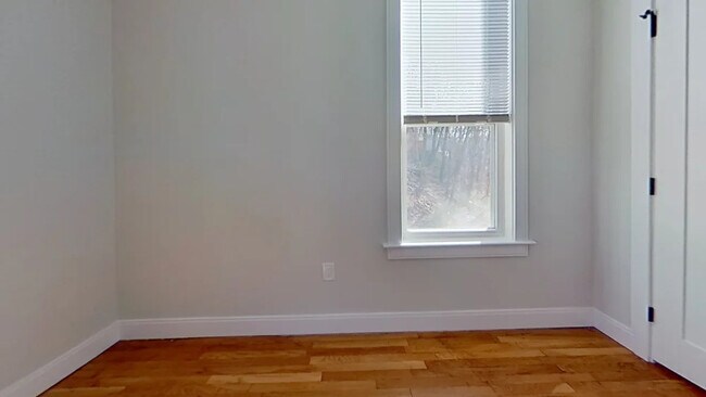 Photo - 57 Hemman St Unit 1