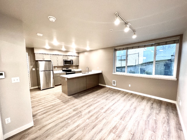 Photo - 2330 Yakima Ct Unidad D101