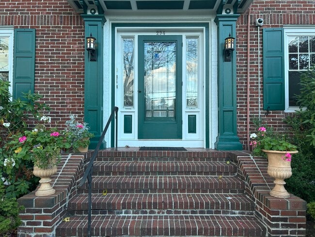 Photo - 294 Butler Ave