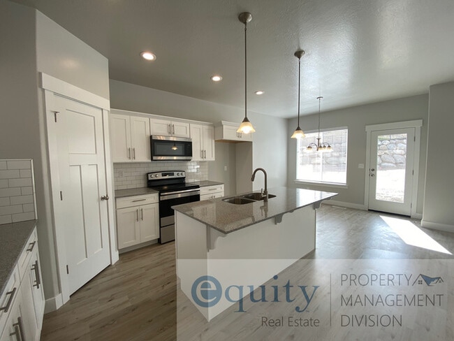 Photo - 16102 S Truss Dr