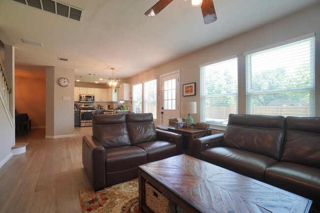 Photo - 3001 Bernardino Cove